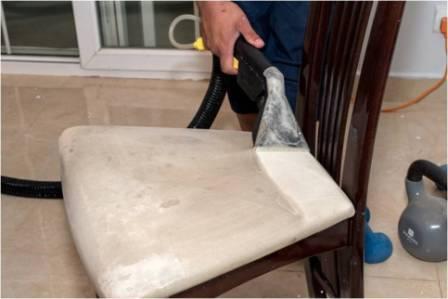 Upholstery Cleaning | Lincoln Carpet Cleaning Pros